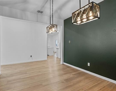 8716 Whistling Duck Drive - Photo Thumbnail 17
