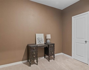 8716 Whistling Duck Drive - Photo Thumbnail 20