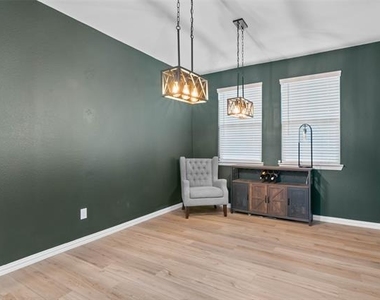 8716 Whistling Duck Drive - Photo Thumbnail 16