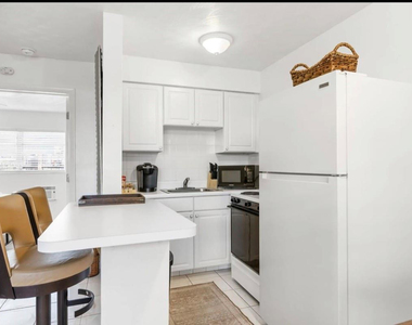 820 Ne 16th Avenue - Photo Thumbnail 5