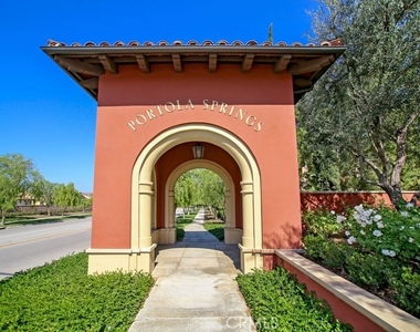 68 Cienega - Photo Thumbnail 29