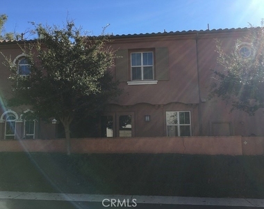 68 Cienega - Photo Thumbnail 2