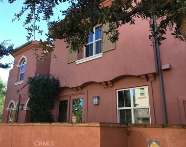 68 Cienega - Photo Thumbnail 5