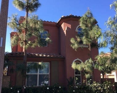 68 Cienega - Photo Thumbnail 6