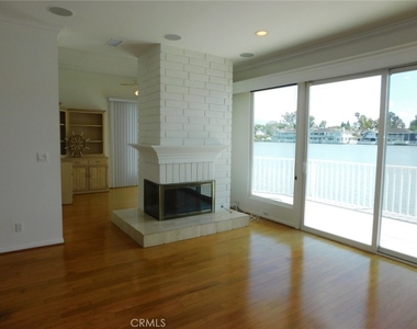 7 Lakeview - Photo Thumbnail 19