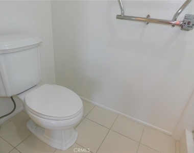 7 Lakeview - Photo Thumbnail 41