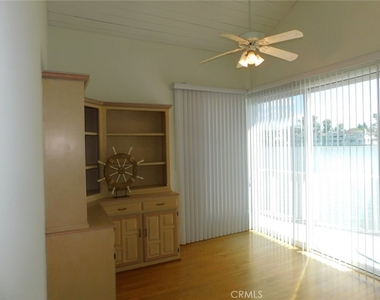7 Lakeview - Photo Thumbnail 20