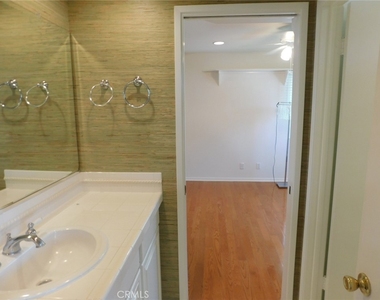 7 Lakeview - Photo Thumbnail 29