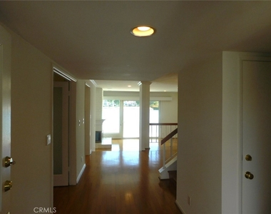 7 Lakeview - Photo Thumbnail 5