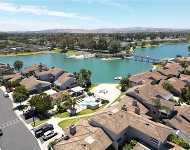 7 Lakeview - Photo Thumbnail 1