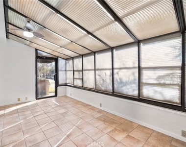 929 E 37th - Photo Thumbnail 13