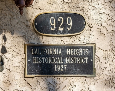 929 E 37th - Photo Thumbnail 6