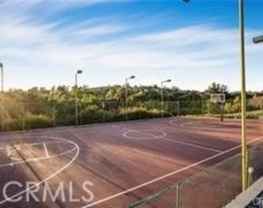 2440 Los Alisos Drive - Photo Thumbnail 7