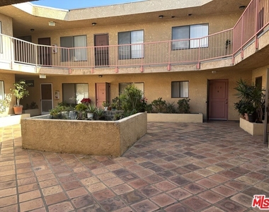 710 Crenshaw Boulevard - Photo Thumbnail 1