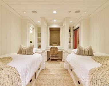 2720 Ocean Front - Photo Thumbnail 25