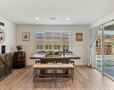 58179 Aragon Way - Photo Thumbnail 7