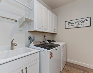 58179 Aragon Way - Photo Thumbnail 20