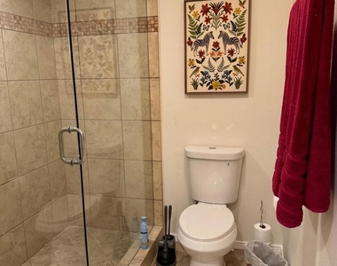 310 Forest Hills Drive - Photo Thumbnail 36
