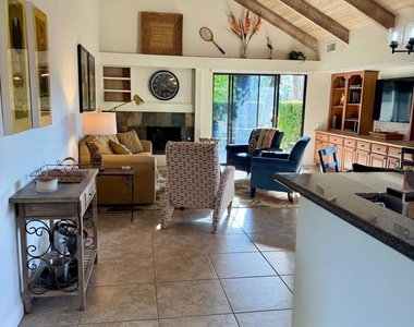 310 Forest Hills Drive - Photo Thumbnail 10