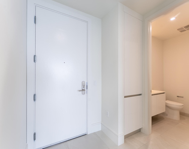 220 Lake Shore Drive - Photo Thumbnail 27