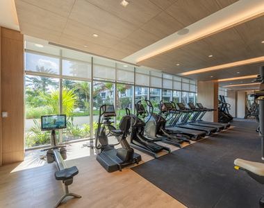 220 Lake Shore Drive - Photo Thumbnail 42