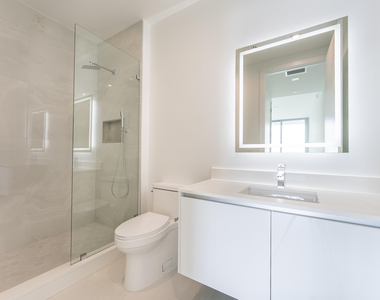 220 Lake Shore Drive - Photo Thumbnail 26