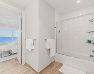 41 Sw Seminole Street - Photo Thumbnail 21