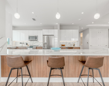 41 Sw Seminole Street - Photo Thumbnail 6