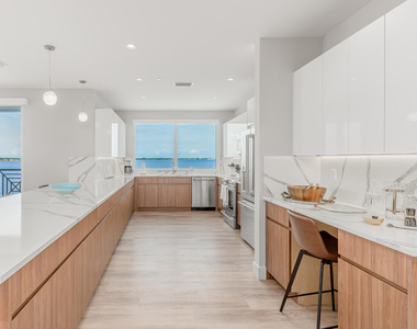 41 Sw Seminole Street - Photo Thumbnail 7