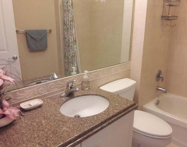 4 Harbour Isle Drive E - Photo Thumbnail 21