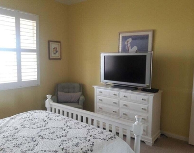 4 Harbour Isle Drive E - Photo Thumbnail 20