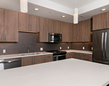 5560 Lexington Ave - Photo Thumbnail 48