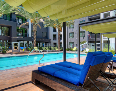 5560 Lexington Ave - Photo Thumbnail 36