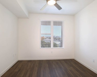 2501 Alton Parkway - Photo Thumbnail 14