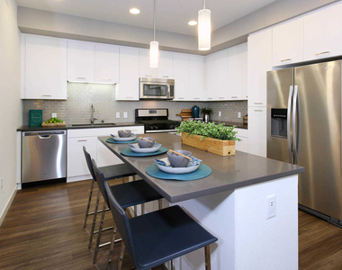 2501 Alton Parkway - Photo Thumbnail 4