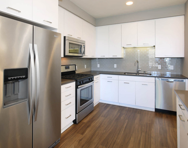2501 Alton Parkway - Photo Thumbnail 3