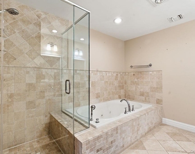 305 Glenwood Drive - Photo Thumbnail 14