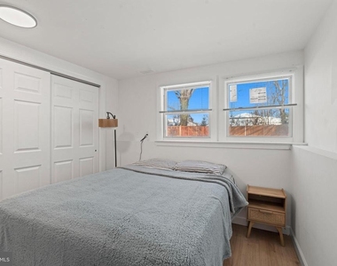 209 Front Street - Photo Thumbnail 19