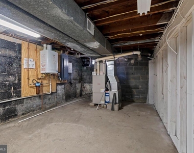 209 Front Street - Photo Thumbnail 24