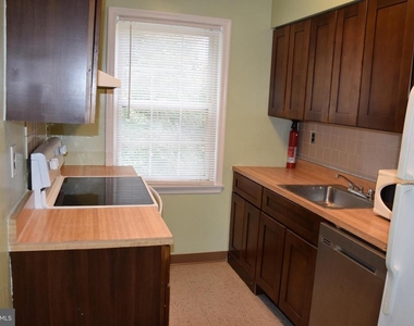 2057 38th Street Se - Photo Thumbnail 5