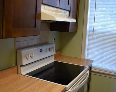 2057 38th Street Se - Photo Thumbnail 12