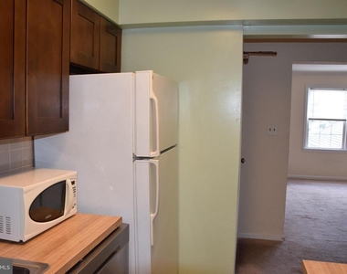 2057 38th Street Se - Photo Thumbnail 9