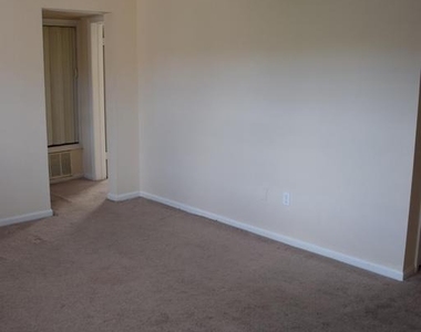 2057 38th Street Se - Photo Thumbnail 18