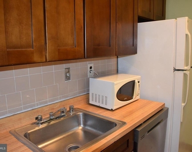 2057 38th Street Se - Photo Thumbnail 10