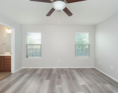 11221 Kirkland Hill Path - Photo Thumbnail 5