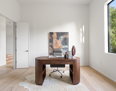 2704 Mountain Laurel Dr - Photo Thumbnail 23