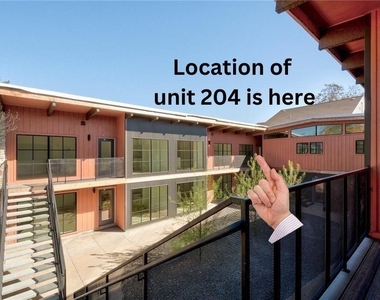 400 E 30th St - Photo Thumbnail 1