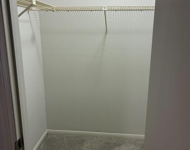 2121 Hepburn Street - Photo Thumbnail 22