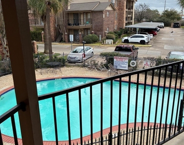 2121 Hepburn Street - Photo Thumbnail 28