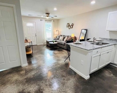 635 N Mlk Drive - Photo Thumbnail 5